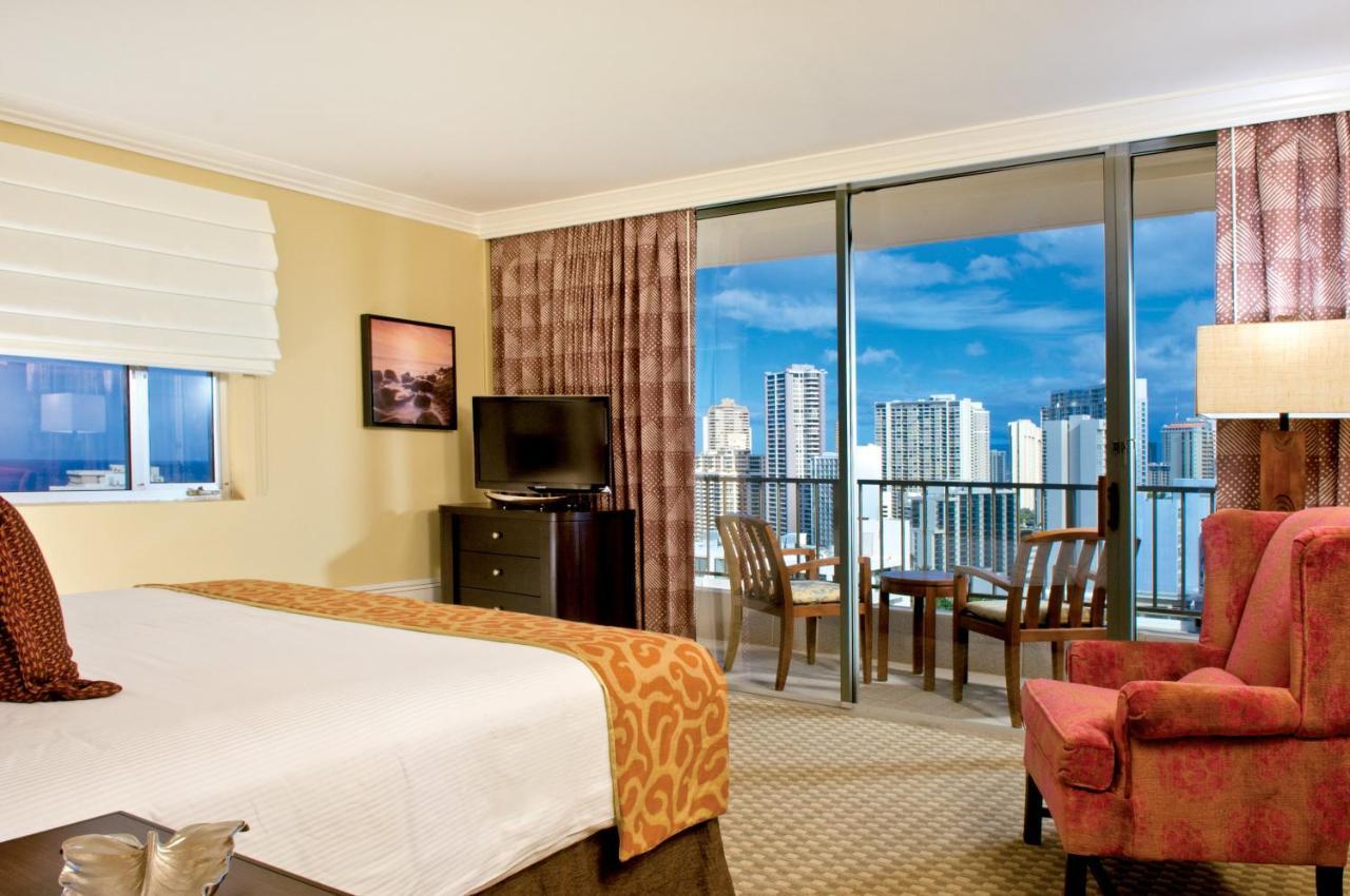 Wyndham Vacation Resorts Royal Garden At Waikiki Honolulu Bagian luar foto