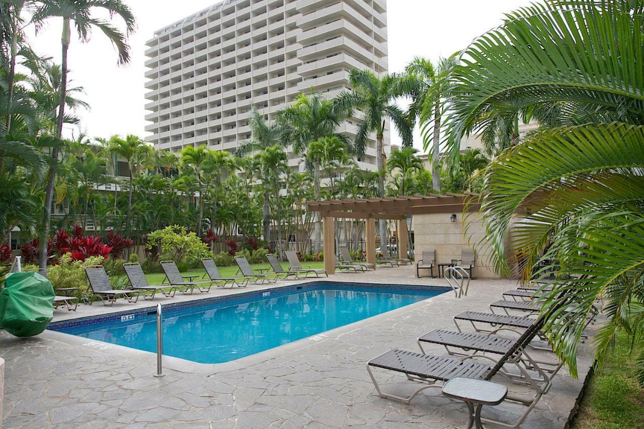 Wyndham Vacation Resorts Royal Garden At Waikiki Honolulu Bagian luar foto