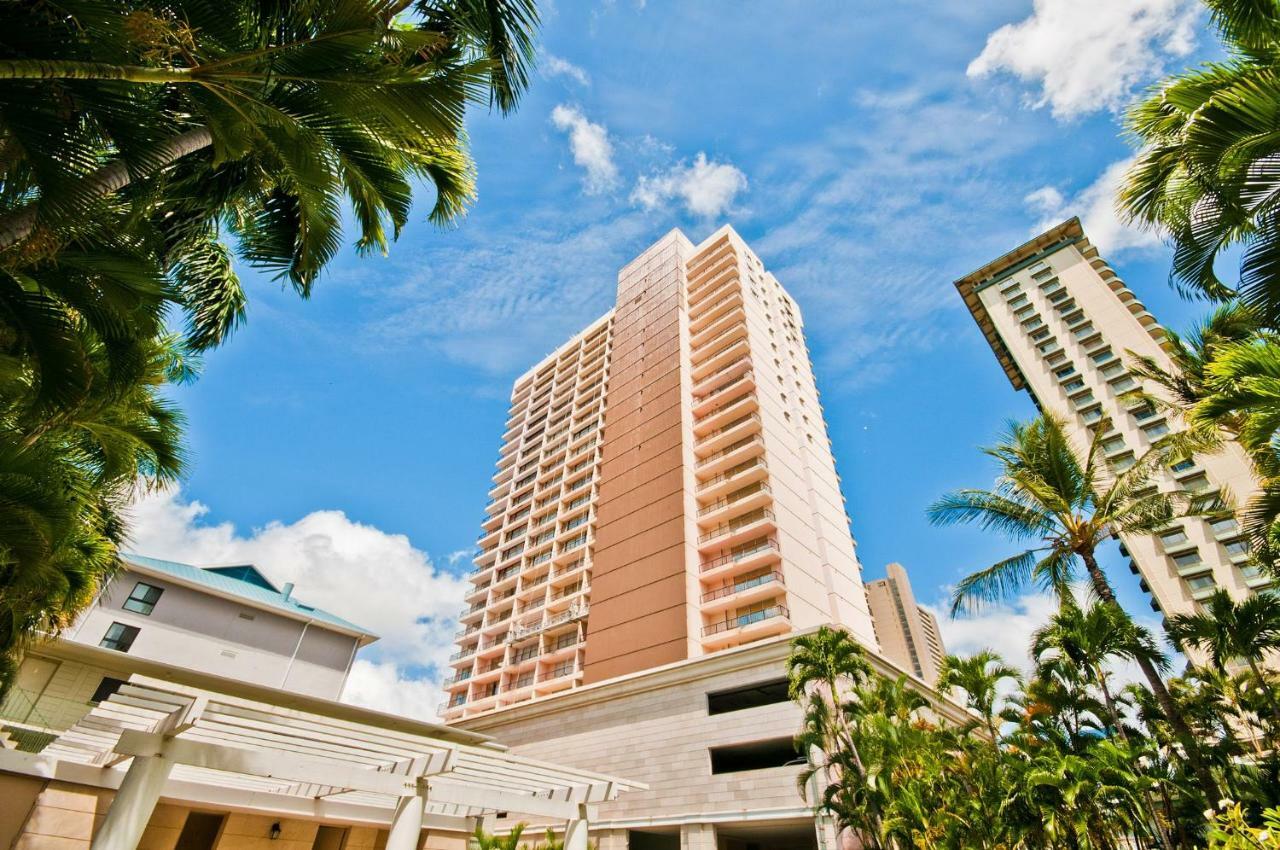 Wyndham Vacation Resorts Royal Garden At Waikiki Honolulu Bagian luar foto